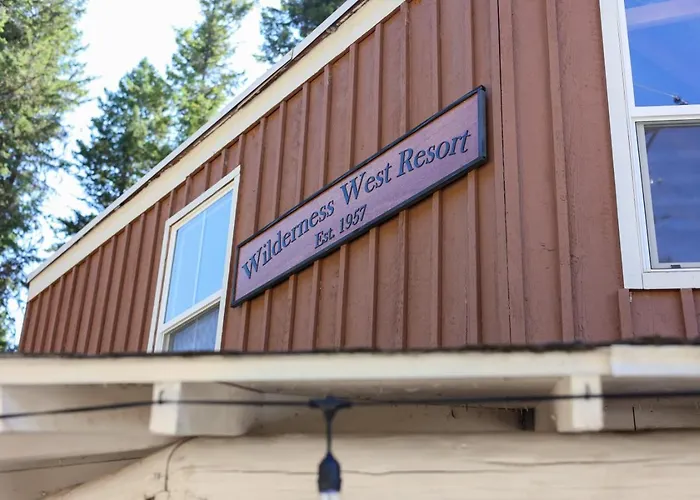 Wilderness West Resort Cabin 3